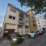 City Center - 4 Room Apartment With Kitchen And 2 Bathrooms