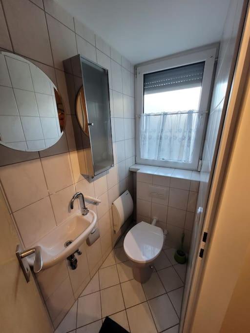 Apartment Center - 4 With Kitchen And 2 Bathrooms *